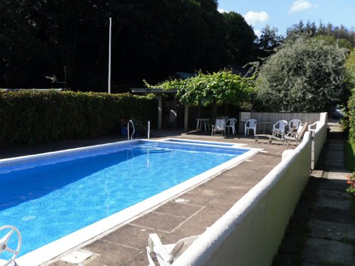 Pool.